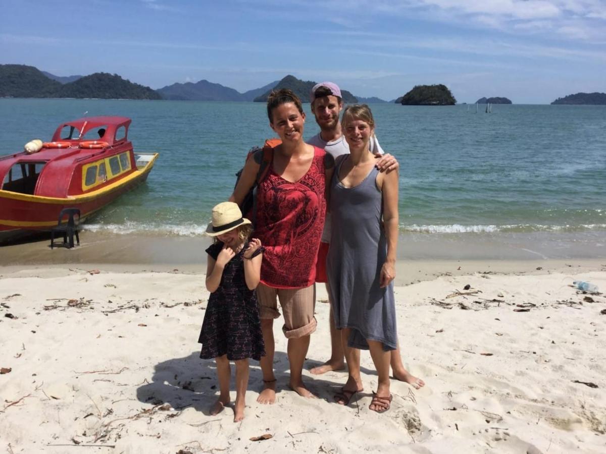 Wild Pasir Panjang Hotel Pulau Tuba Exterior foto