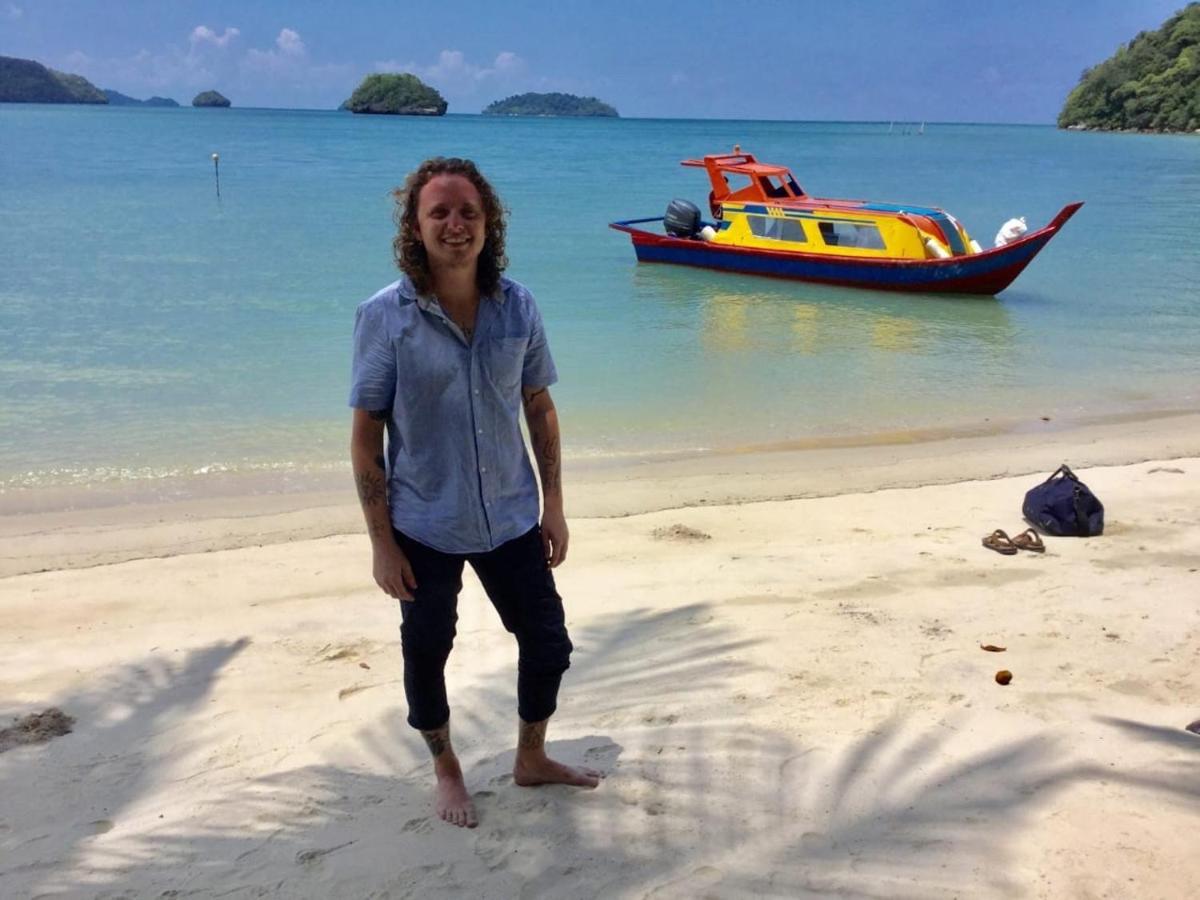 Wild Pasir Panjang Hotel Pulau Tuba Exterior foto